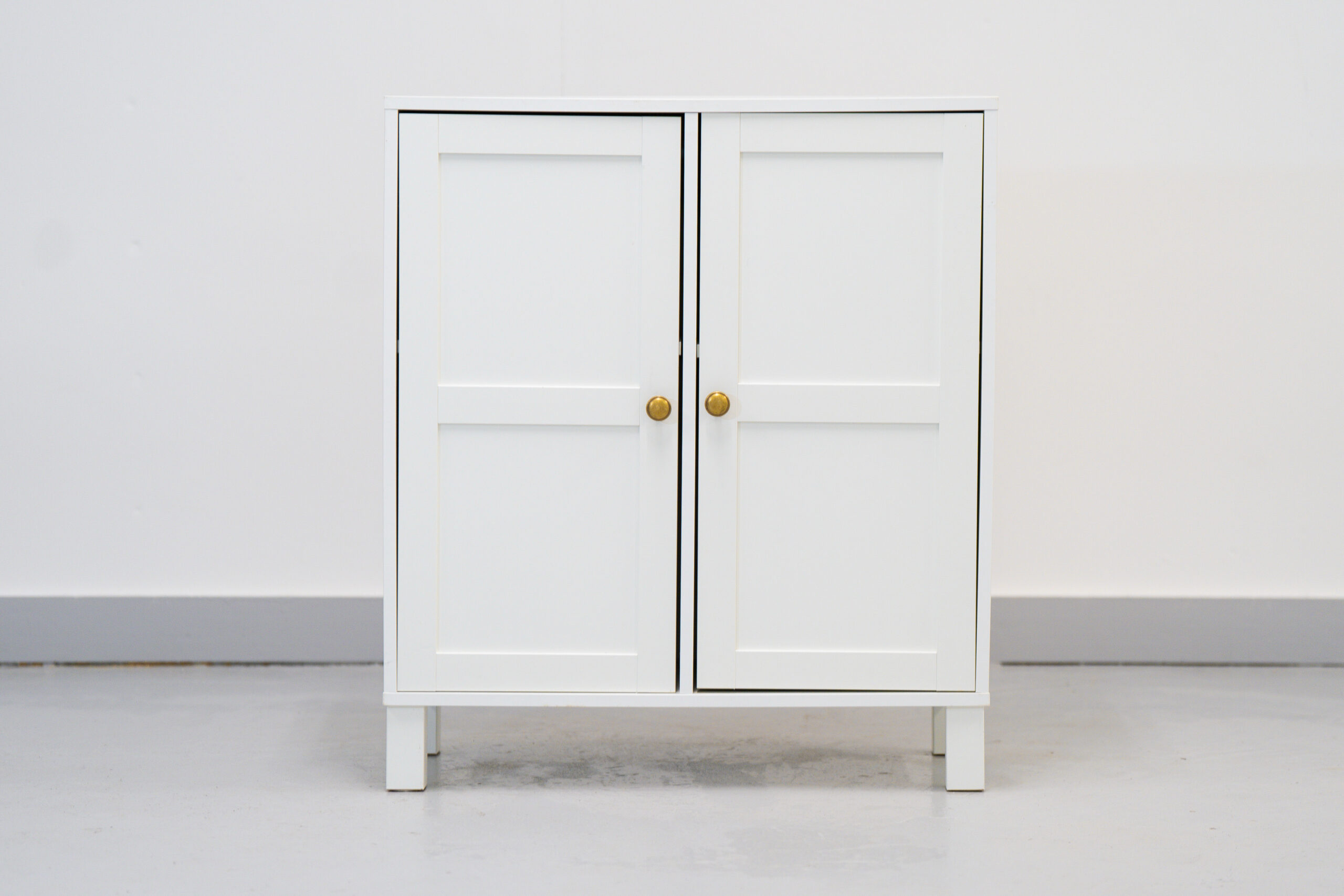 white-cabinet