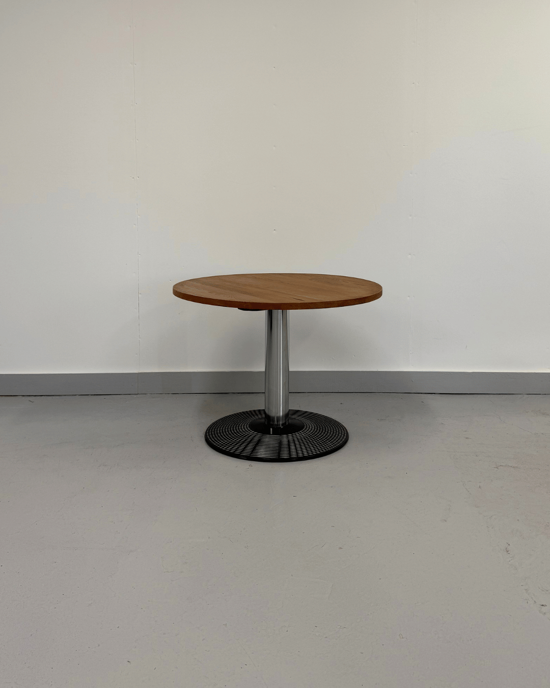 round-wooden-coffee-table